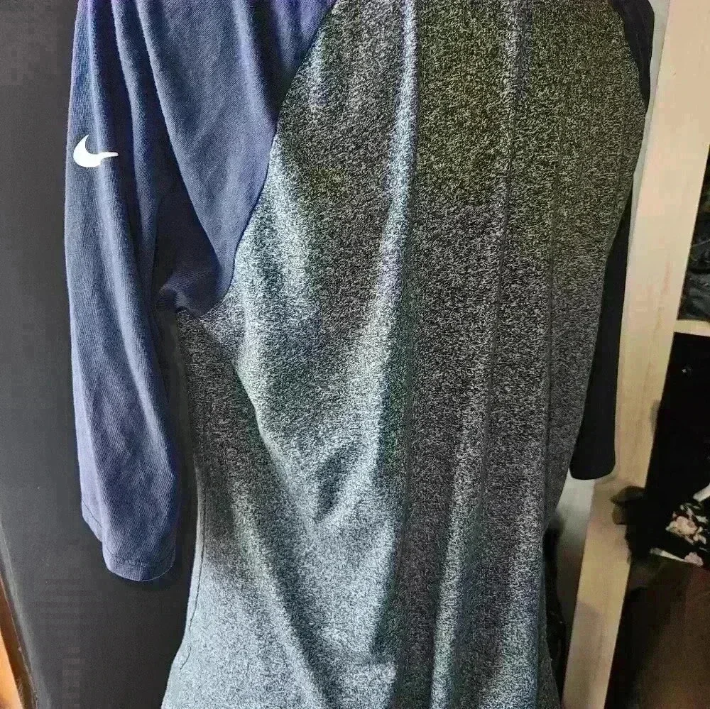 The Nike Tee Cowboys Womans Xl 3/4 Sleeve Shirt Size Xl